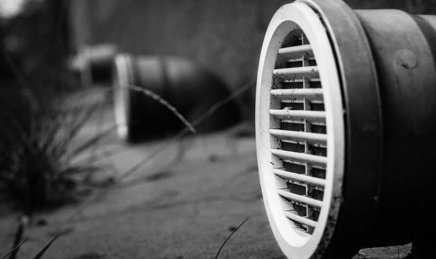 Kratka wentylacyjna z blokadą ciągu wstecznego – jak działa? Czy warto?