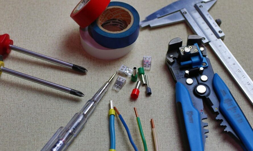 Jak podłączyć gniazdo siłowe 400V w garażu?