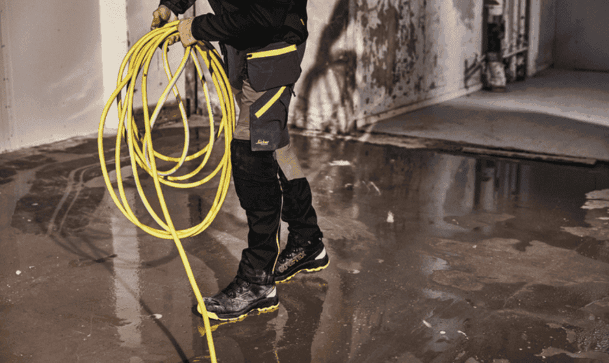 Odzież Robocza Snickers Workwear – Pracuj Wygodnie, Pracuj Bezpiecznie
