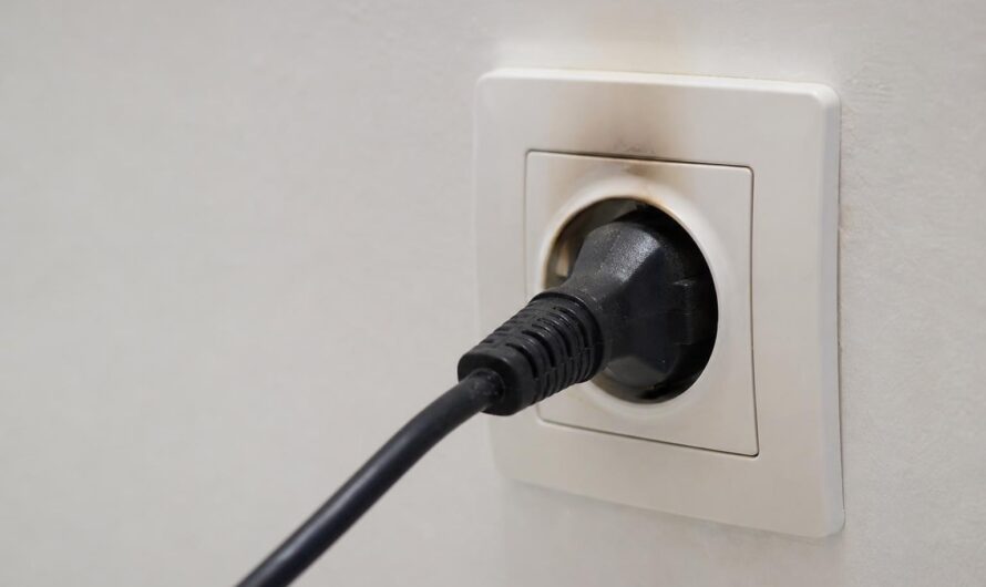 Co zrobić, gdy gniazdko elektryczne nagrzewa się podczas używania?